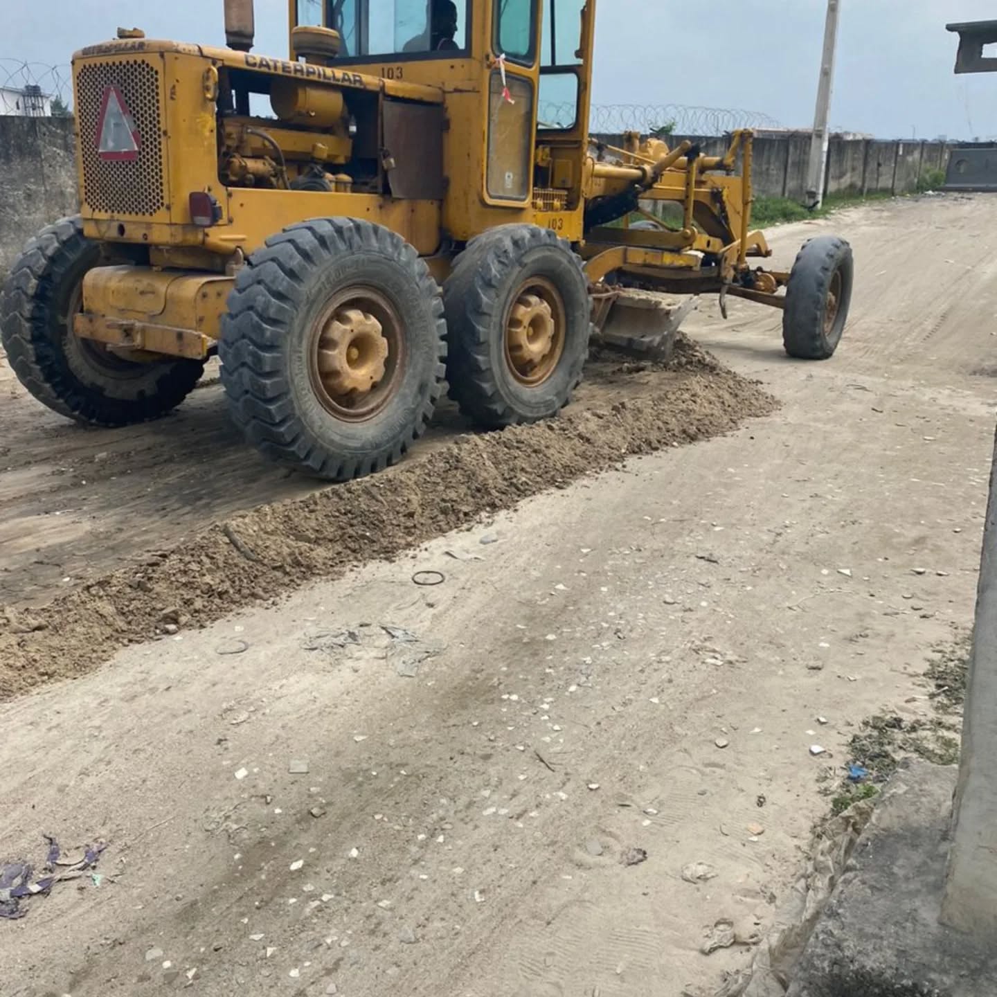 ETI-OSA WEEKEND NEWS: WORK PROGRESS STEADILY ON THE LAFIAJI ROAD IN ETI-OSA LOCAL GOVERNMENT